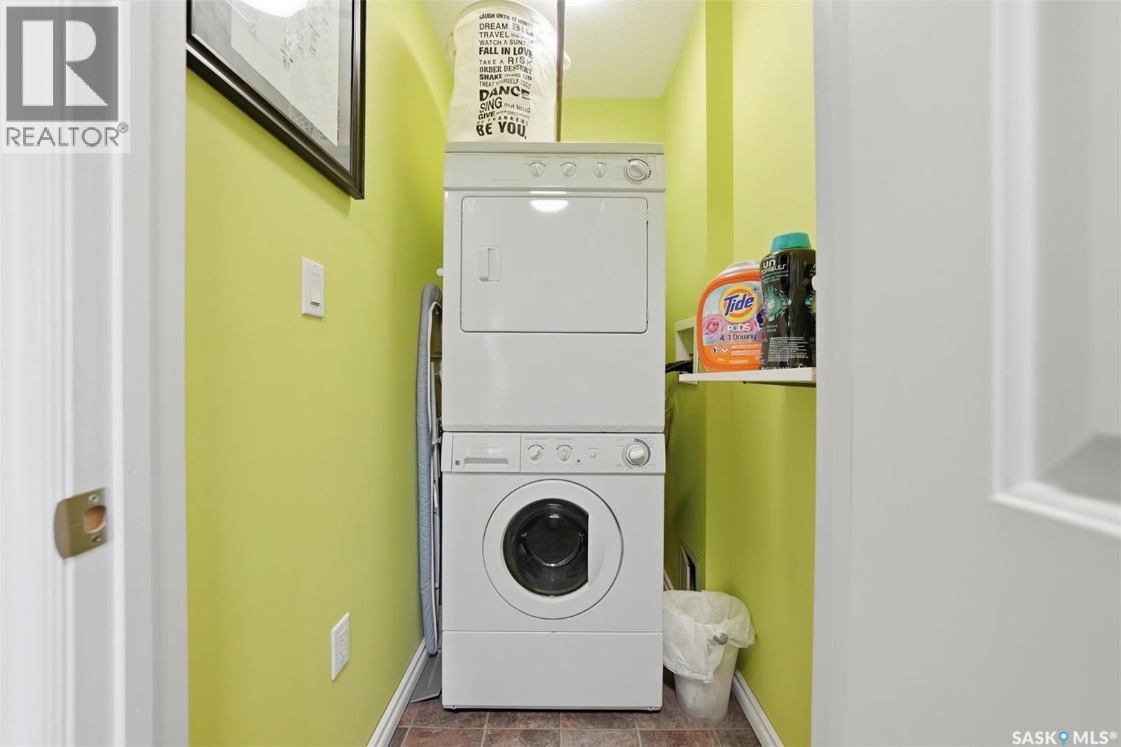 203 515 28th Street E Property Photo 24