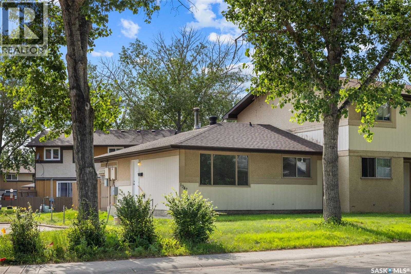 1342 Brown STREET Property Photo 1