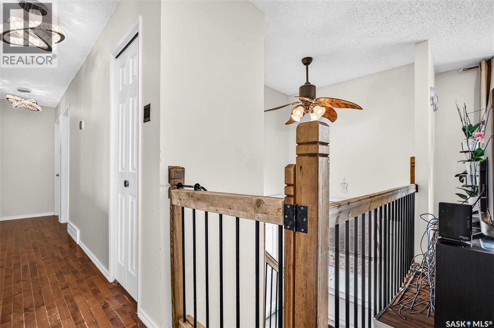 1355 Manitou Crescent Property Photo 22