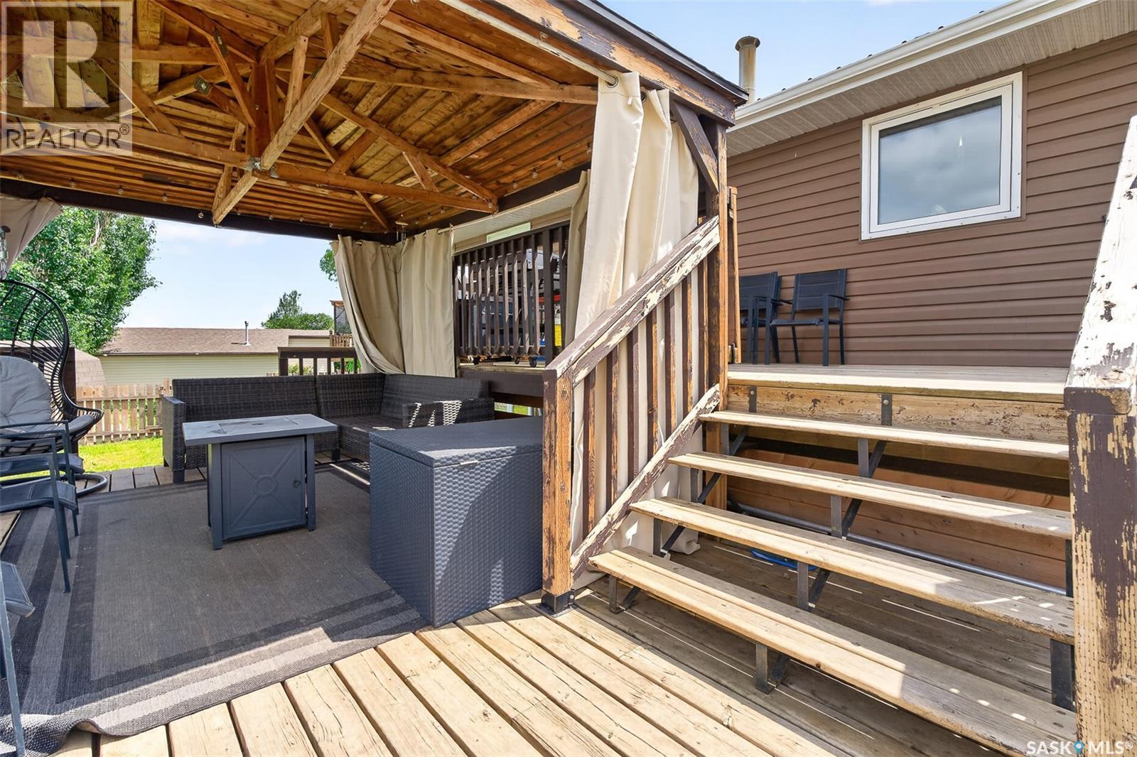 1355 Manitou Crescent Property Photo 48