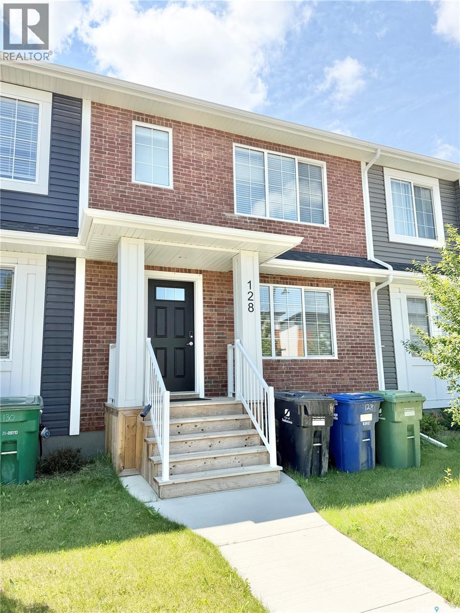 128 Westfield ROAD