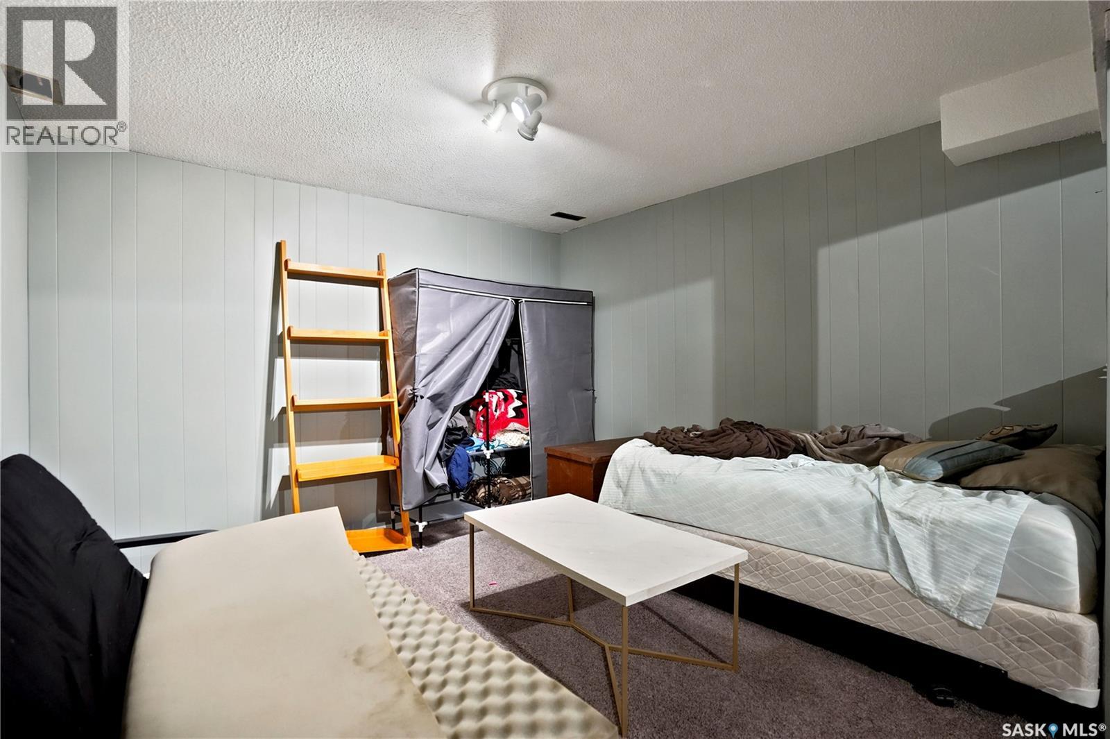 1313 Prince Crescent Property Photo 33