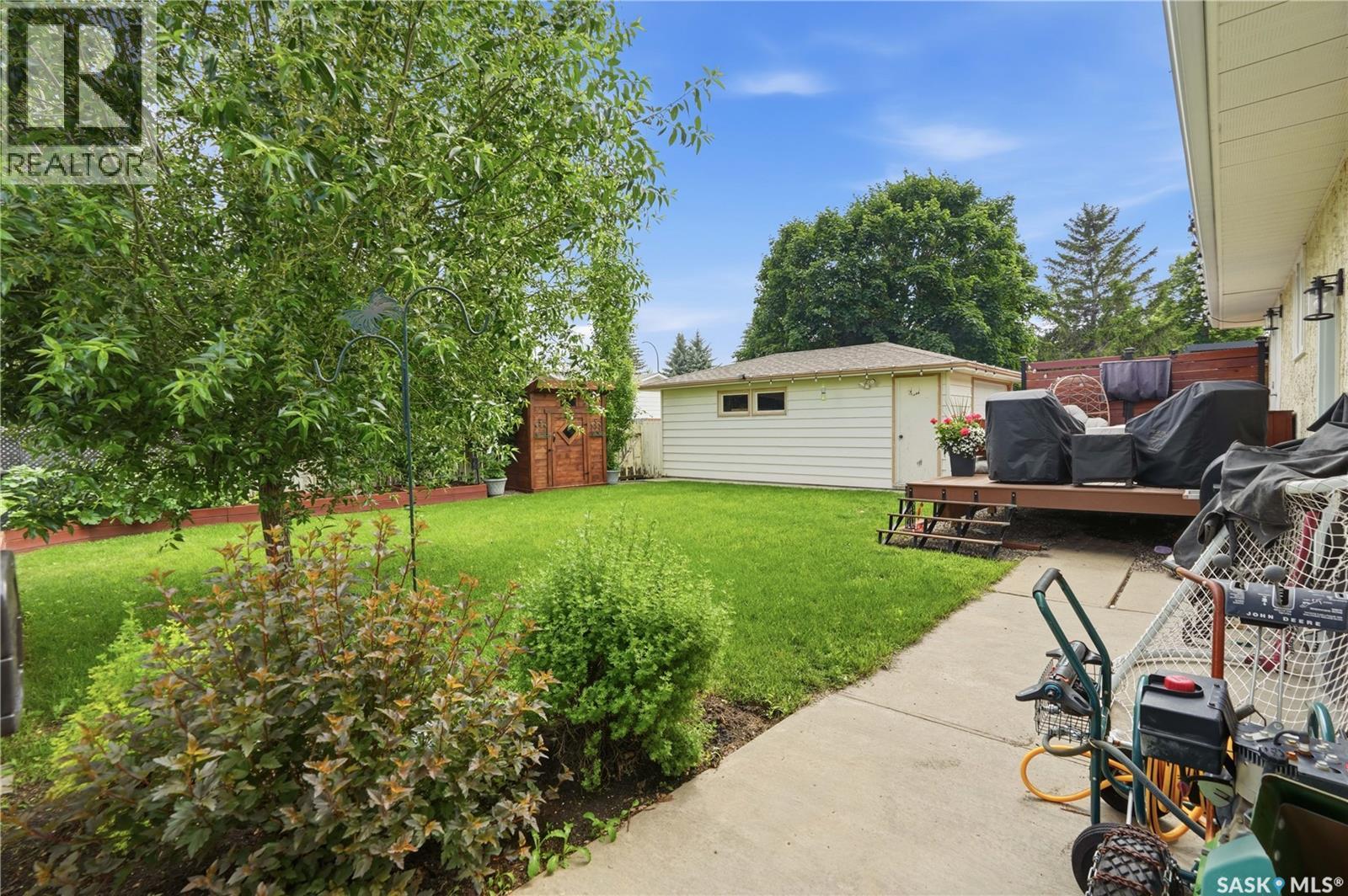 1313 Prince Crescent Property Photo 39