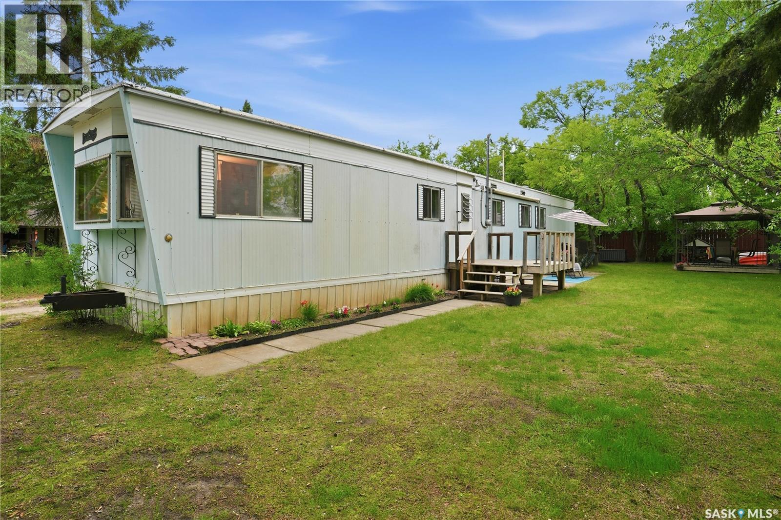 771 Joseph Crescent Property Photo 3