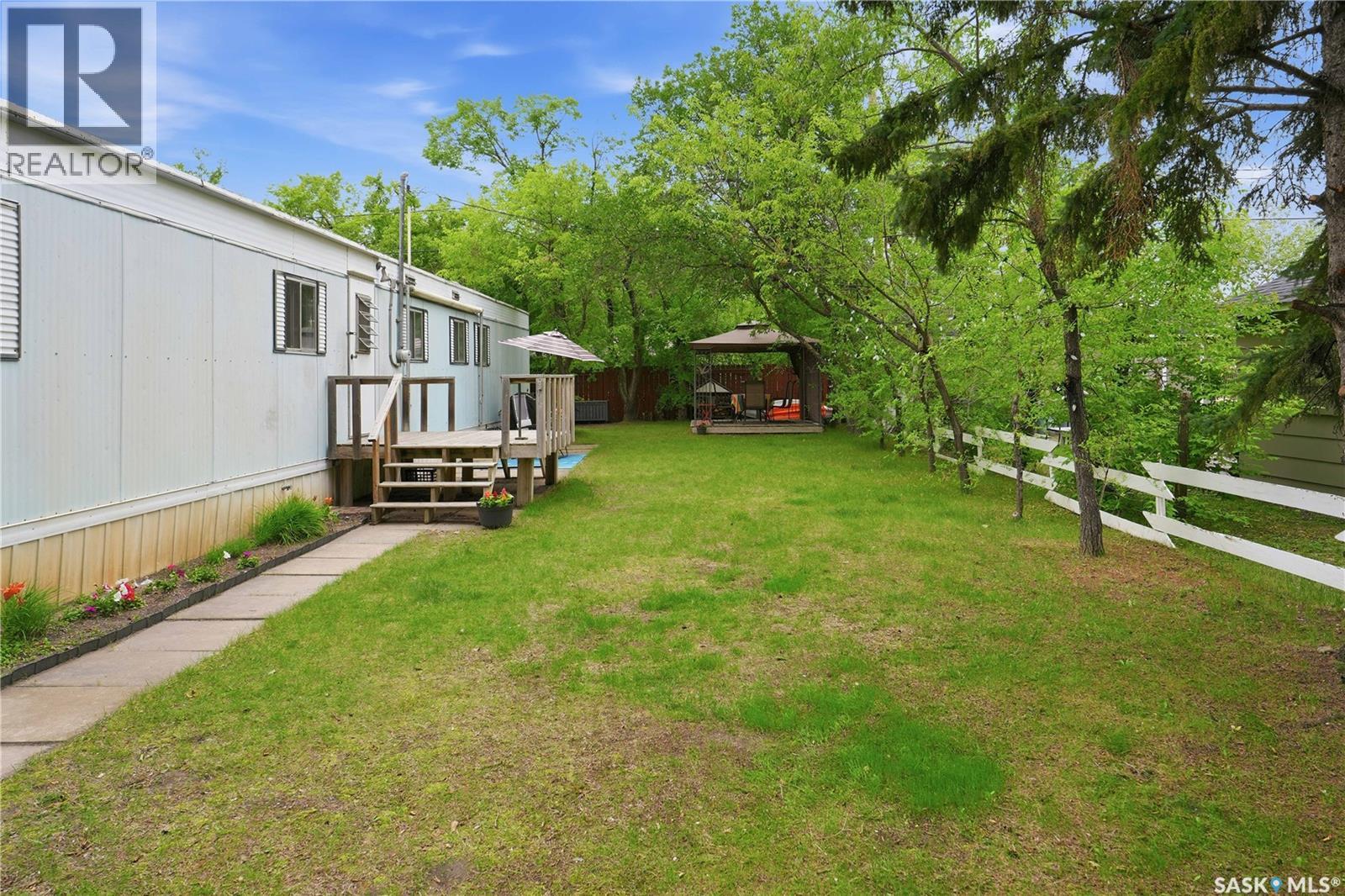 771 Joseph Crescent Property Photo 4