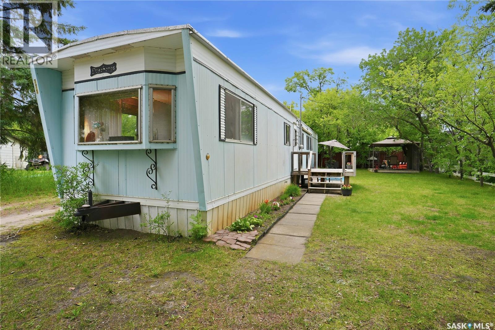771 Joseph Crescent Property Photo 28