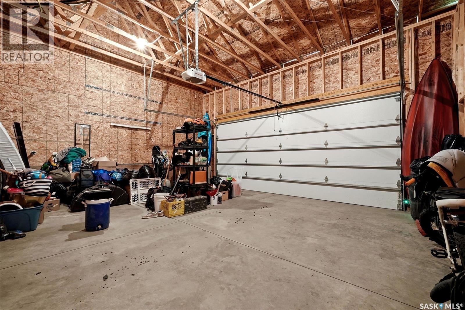 25 Aaron Drive Property Photo 34