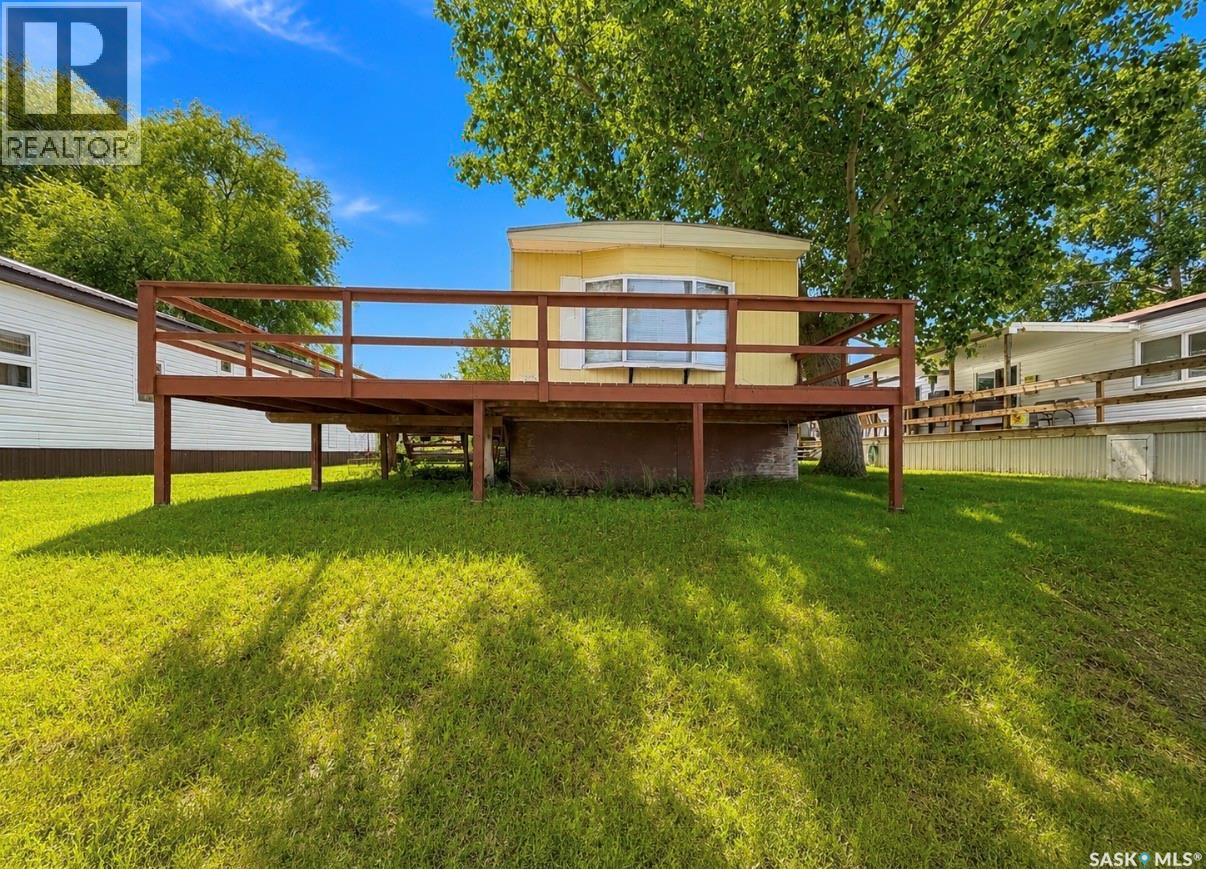 Palliser Lakeview Property Photo 1
