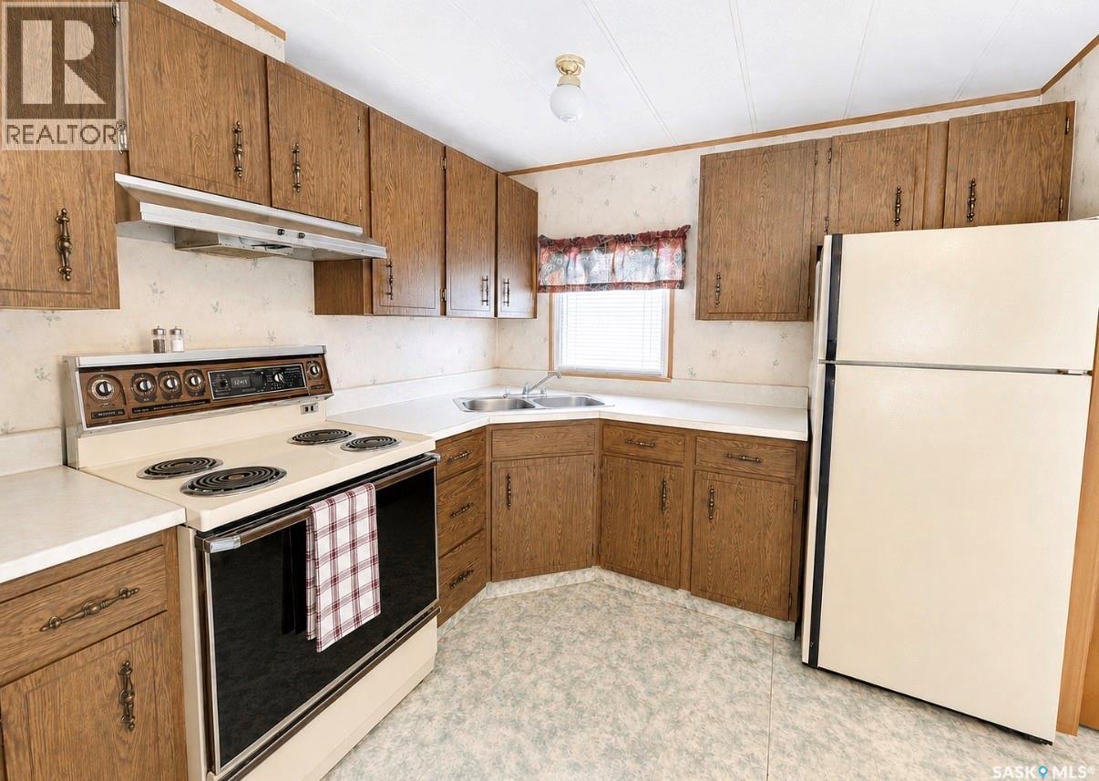 Palliser Lakeview Property Photo 4