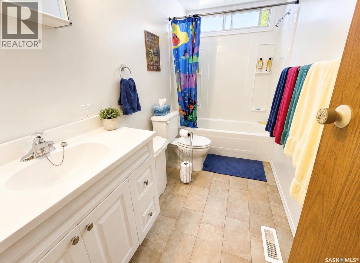Palliser Lakeview Property Photo 11