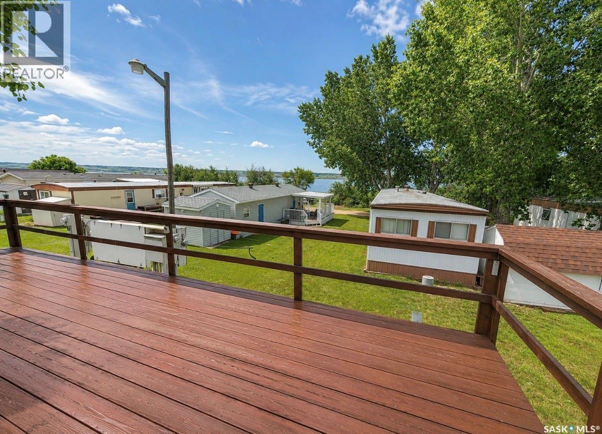 Palliser Lakeview Property Photo 15