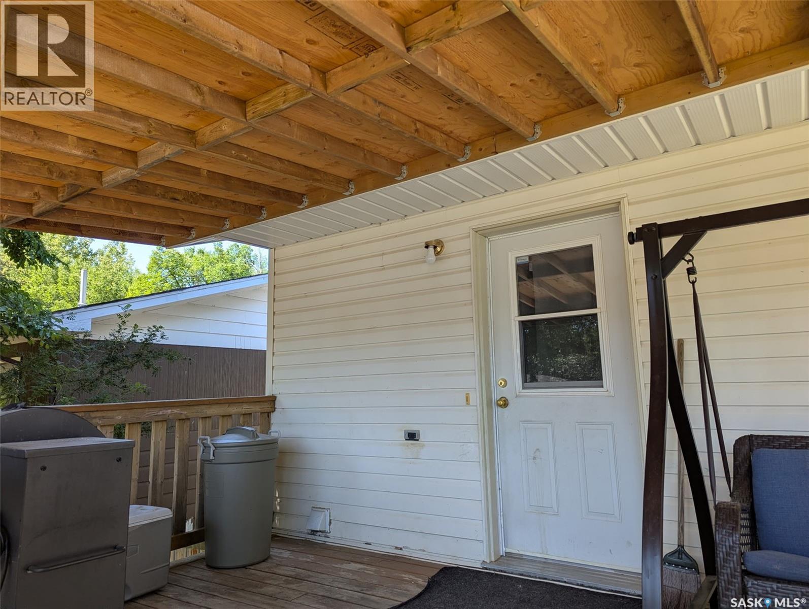 208 Herbert Street Property Photo 4