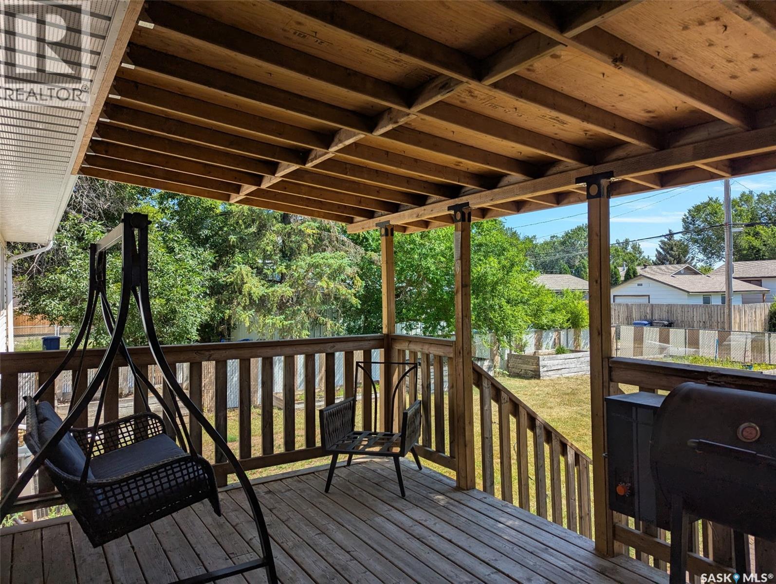 208 Herbert Street Property Photo 5