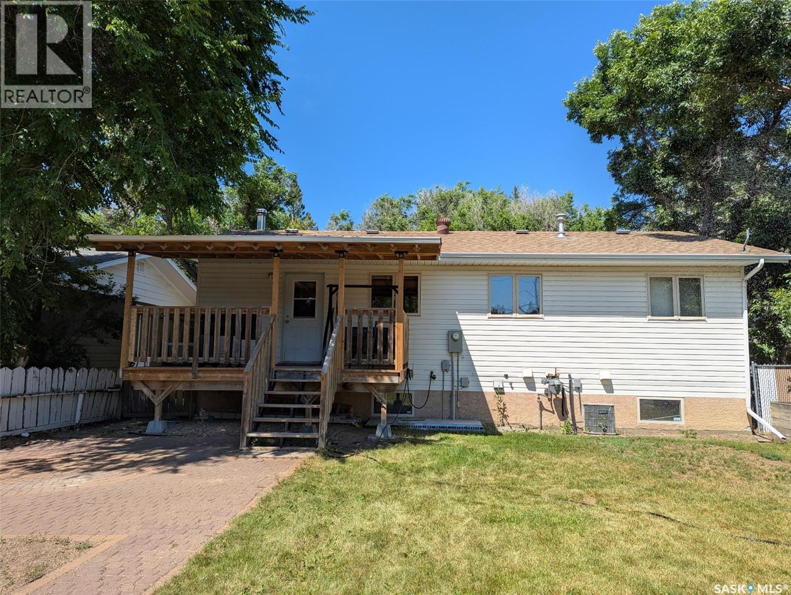 208 Herbert Street Property Photo 10