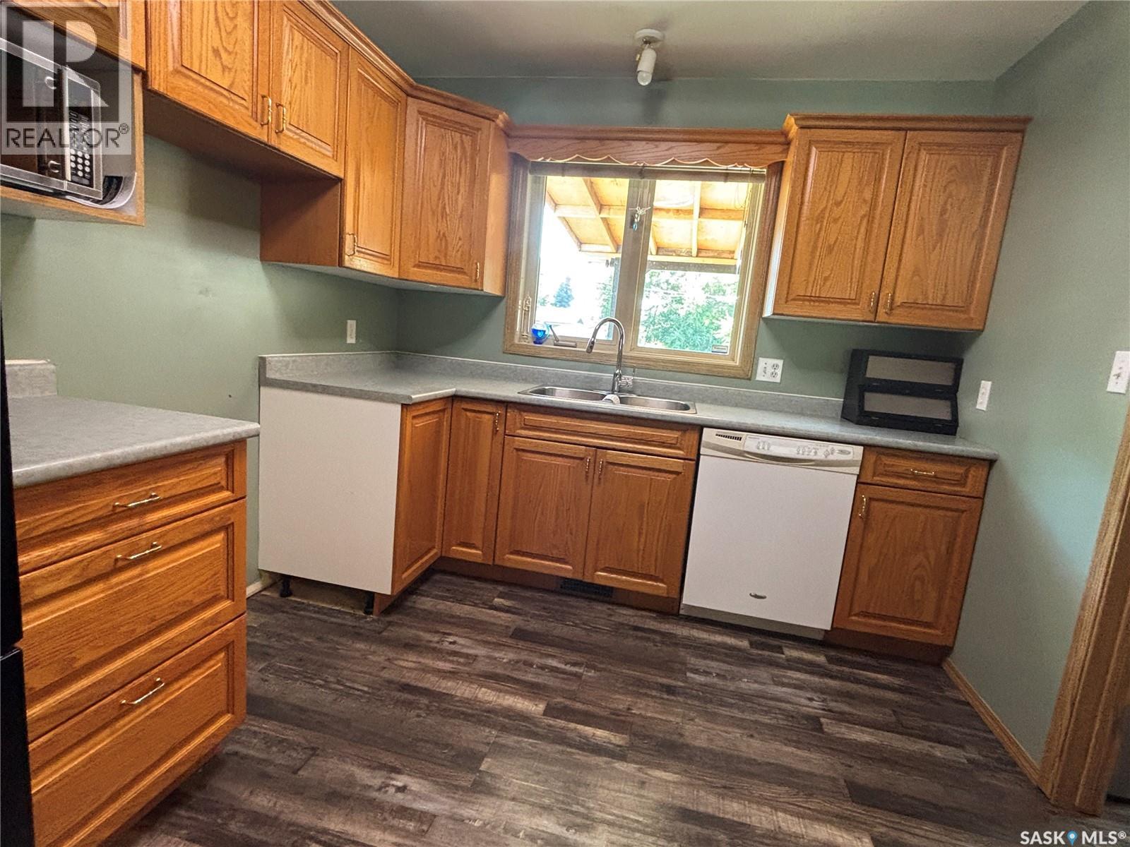 208 Herbert Street Property Photo 20