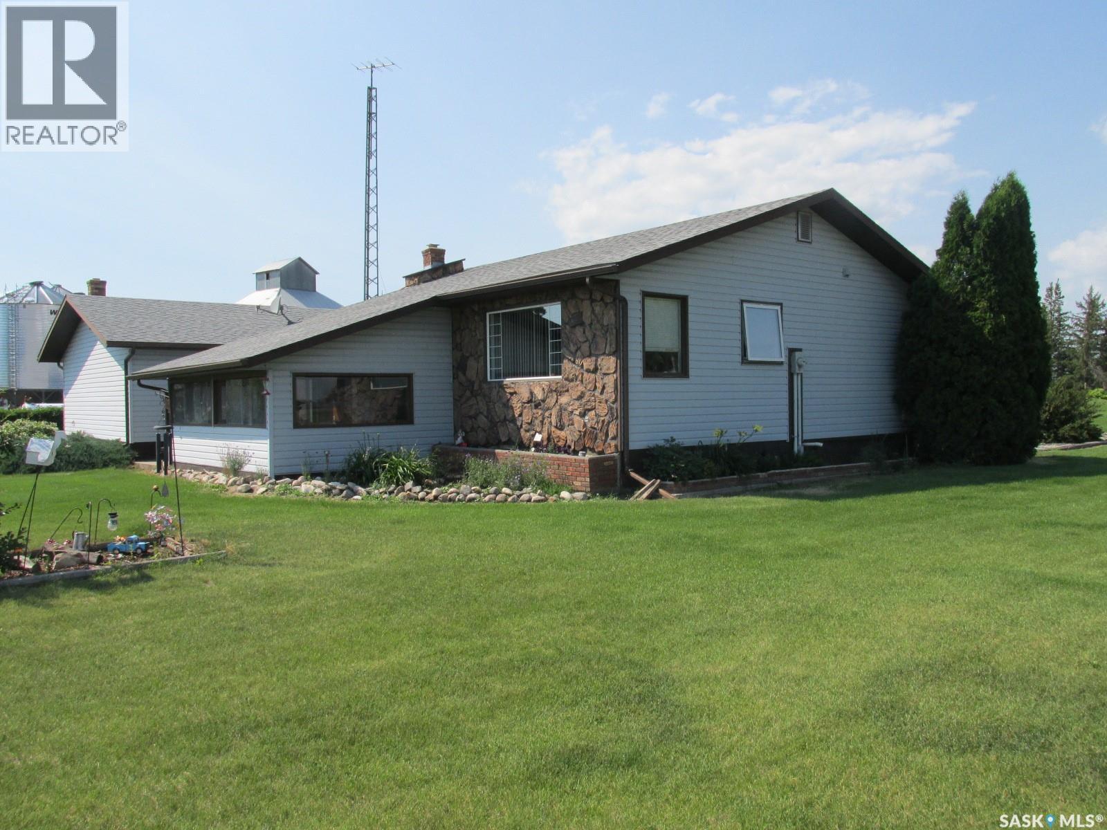 Koehnlein Acreage Property Photo 3