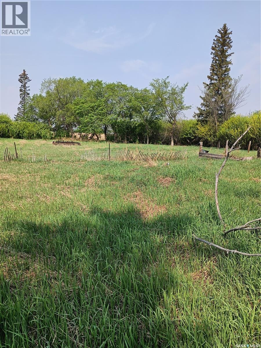Hamm Acreage Property Photo 4