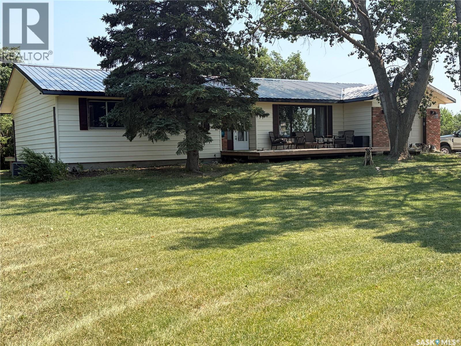 Emperingham Acreage Property Photo 2