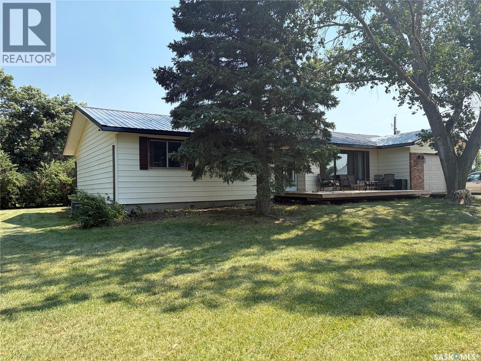 Emperingham Acreage Property Photo 3