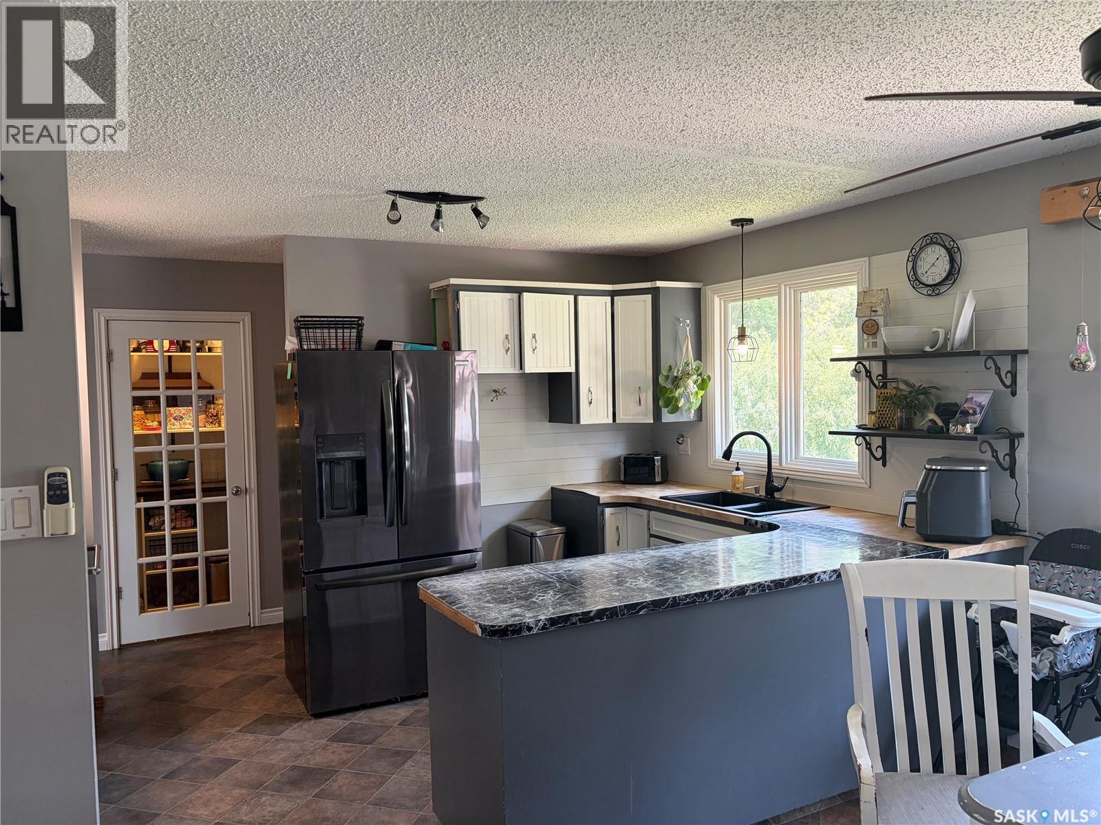 Emperingham Acreage Property Photo 7