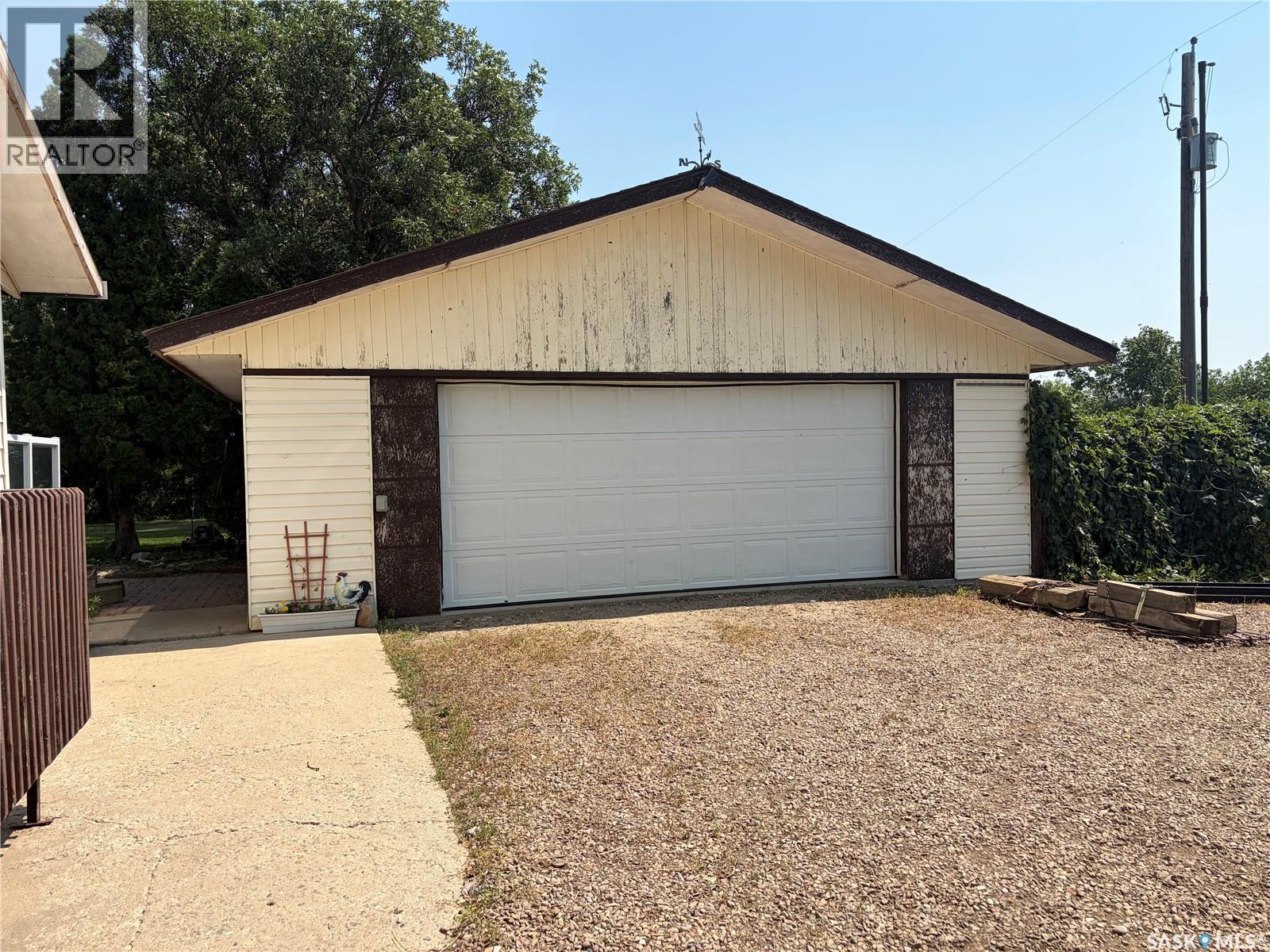 Emperingham Acreage Property Photo 34