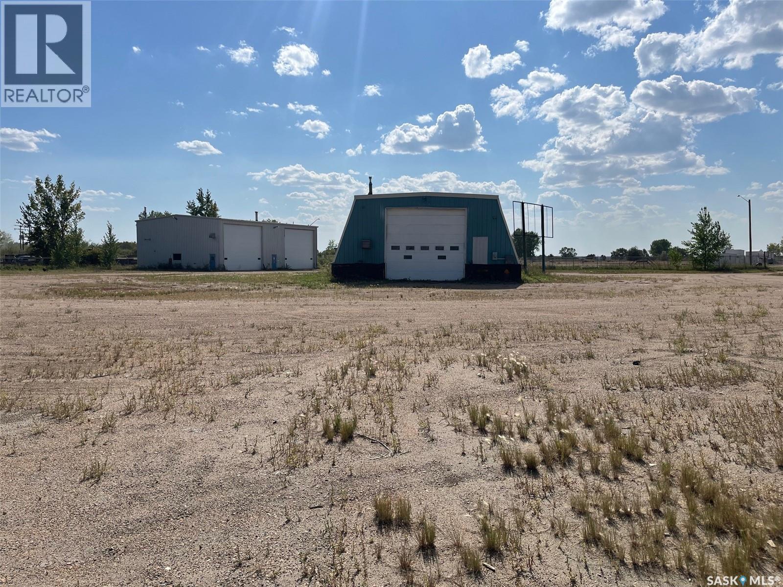 81 Highway Property Photo 6