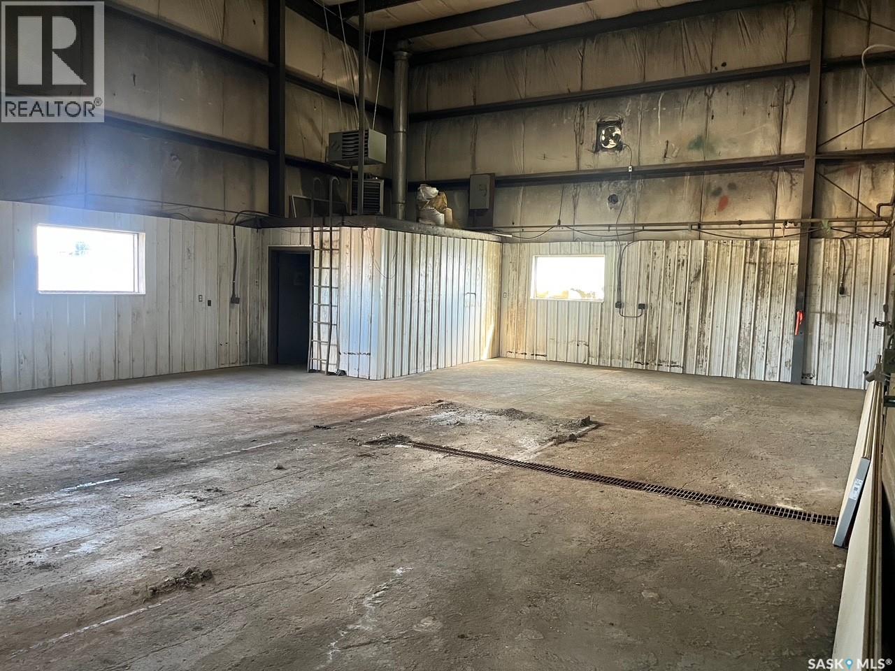81 Highway Property Photo 20
