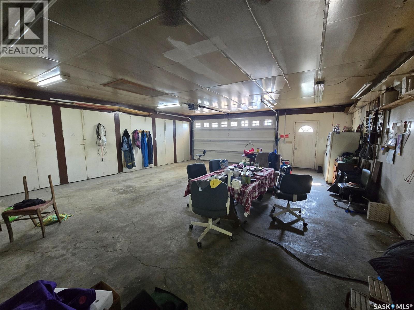327 Russell Street Property Photo 5