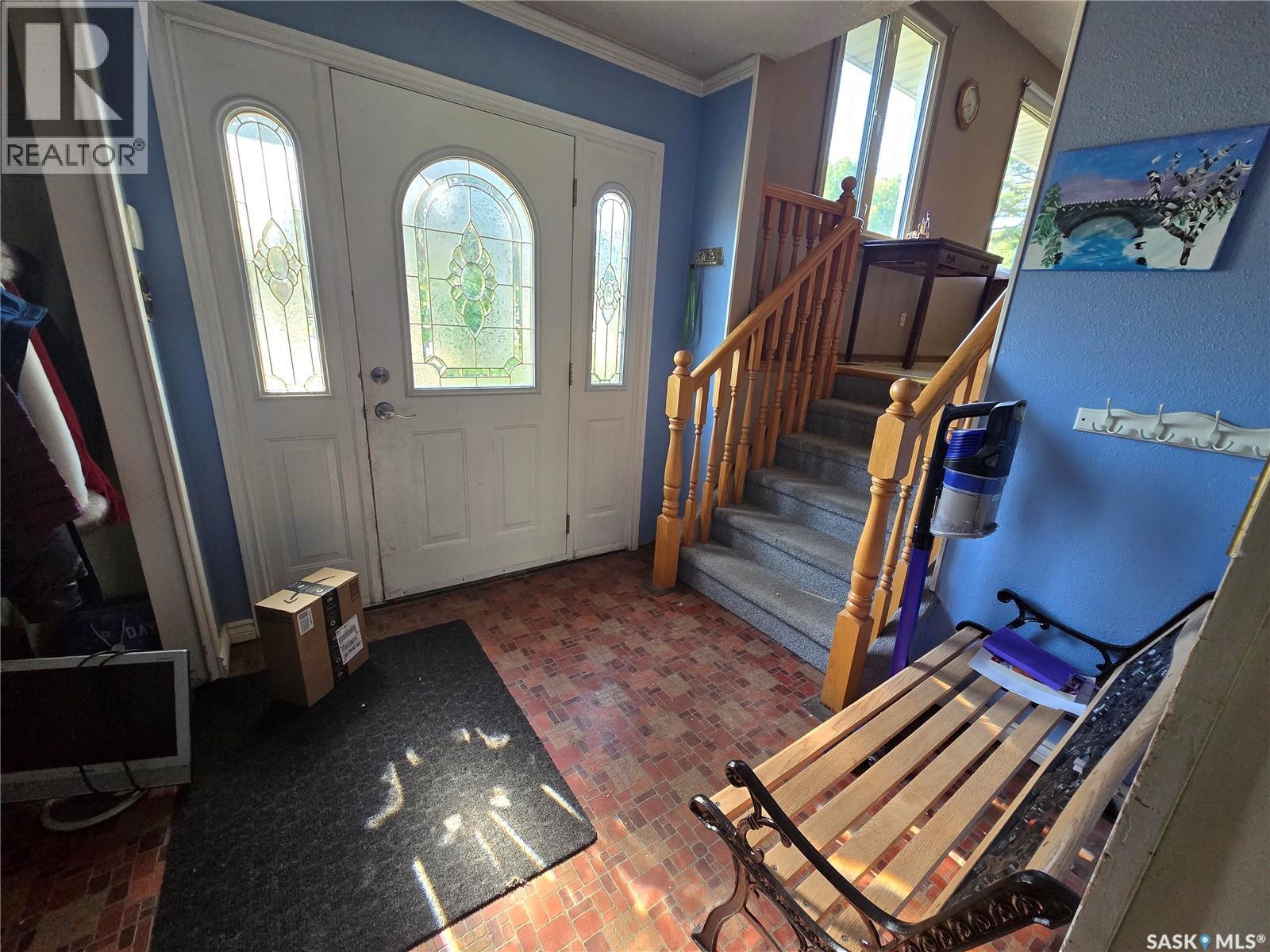 327 Russell Street Property Photo 6