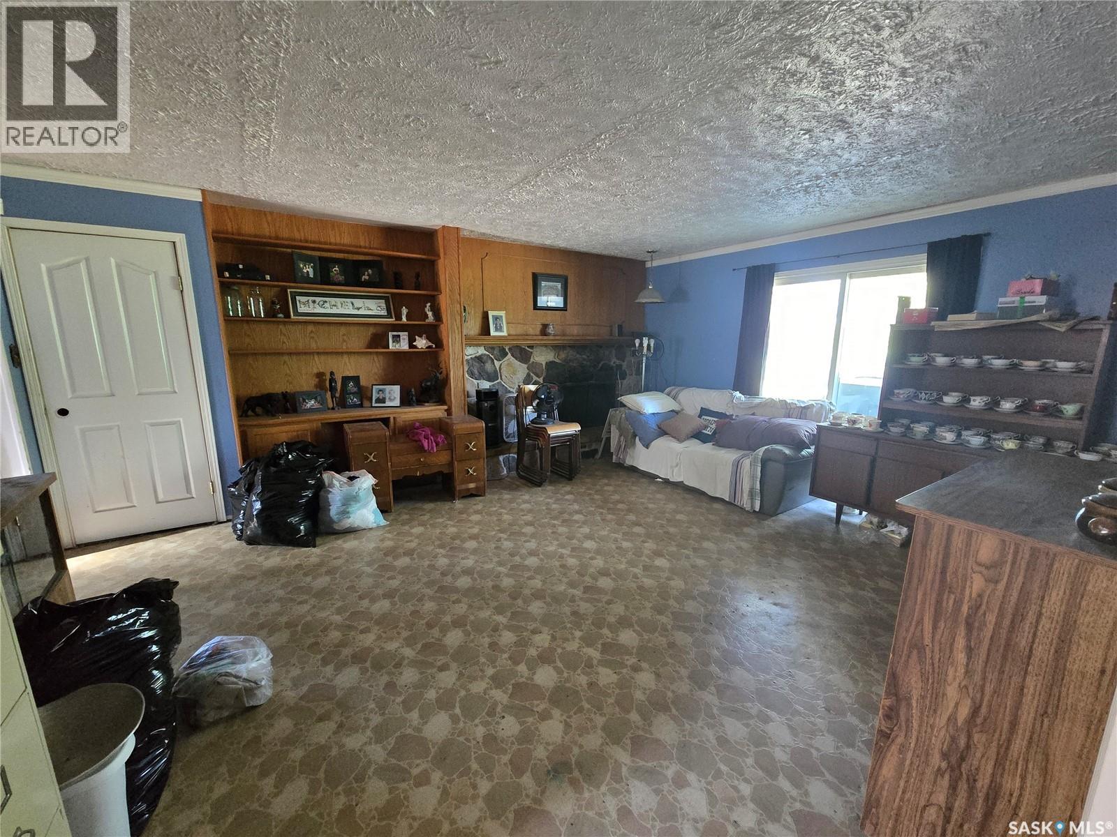 327 Russell Street Property Photo 13