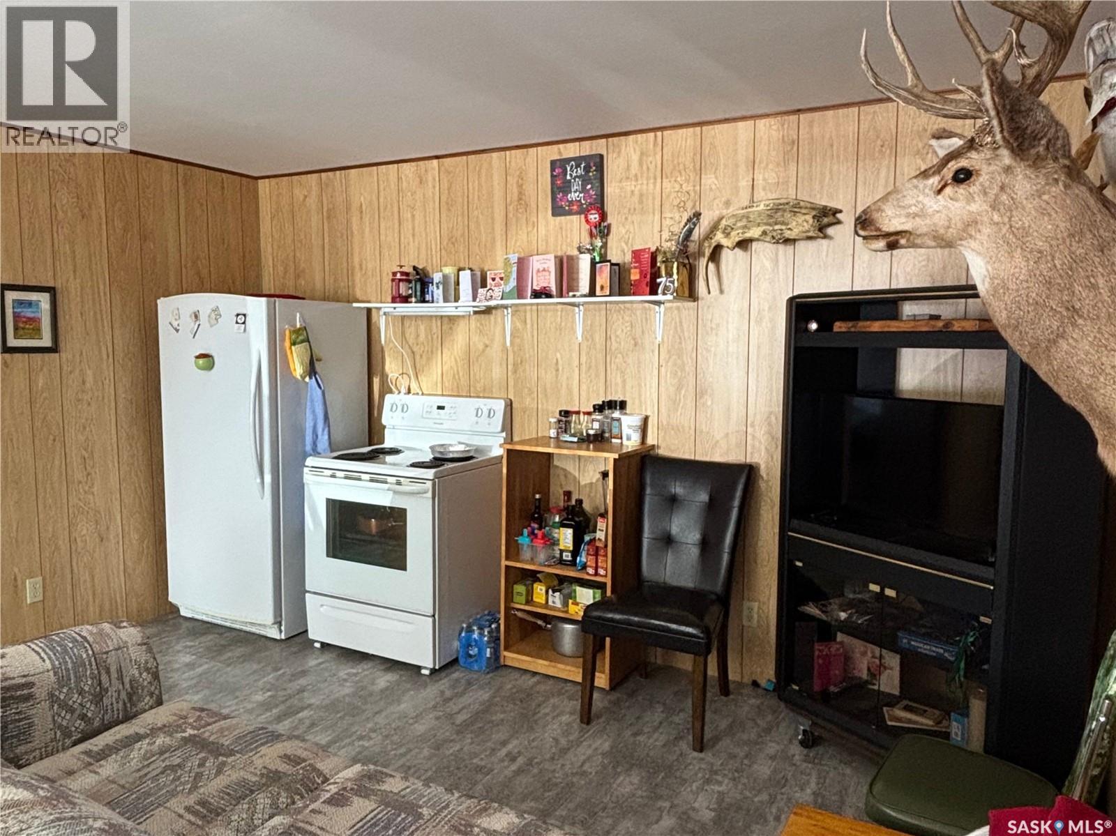 Wallman Cabin (otter Cres) Property Photo 13