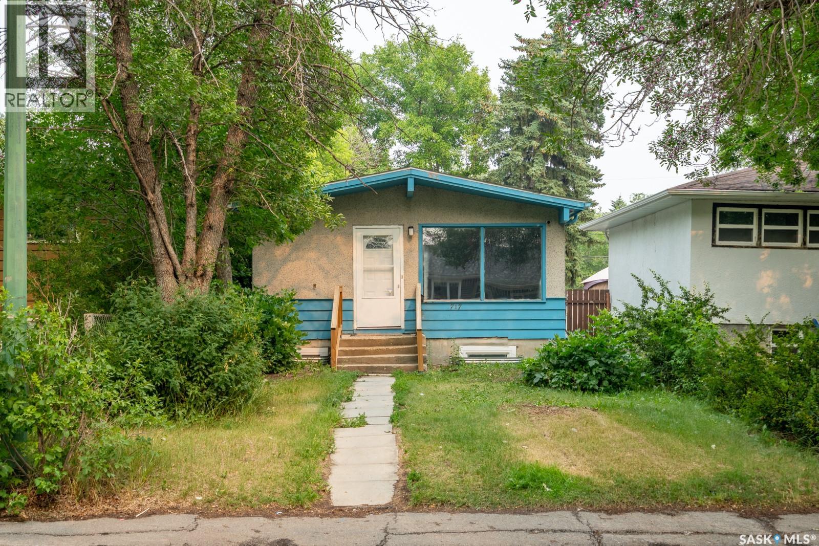 717 Montague STREET