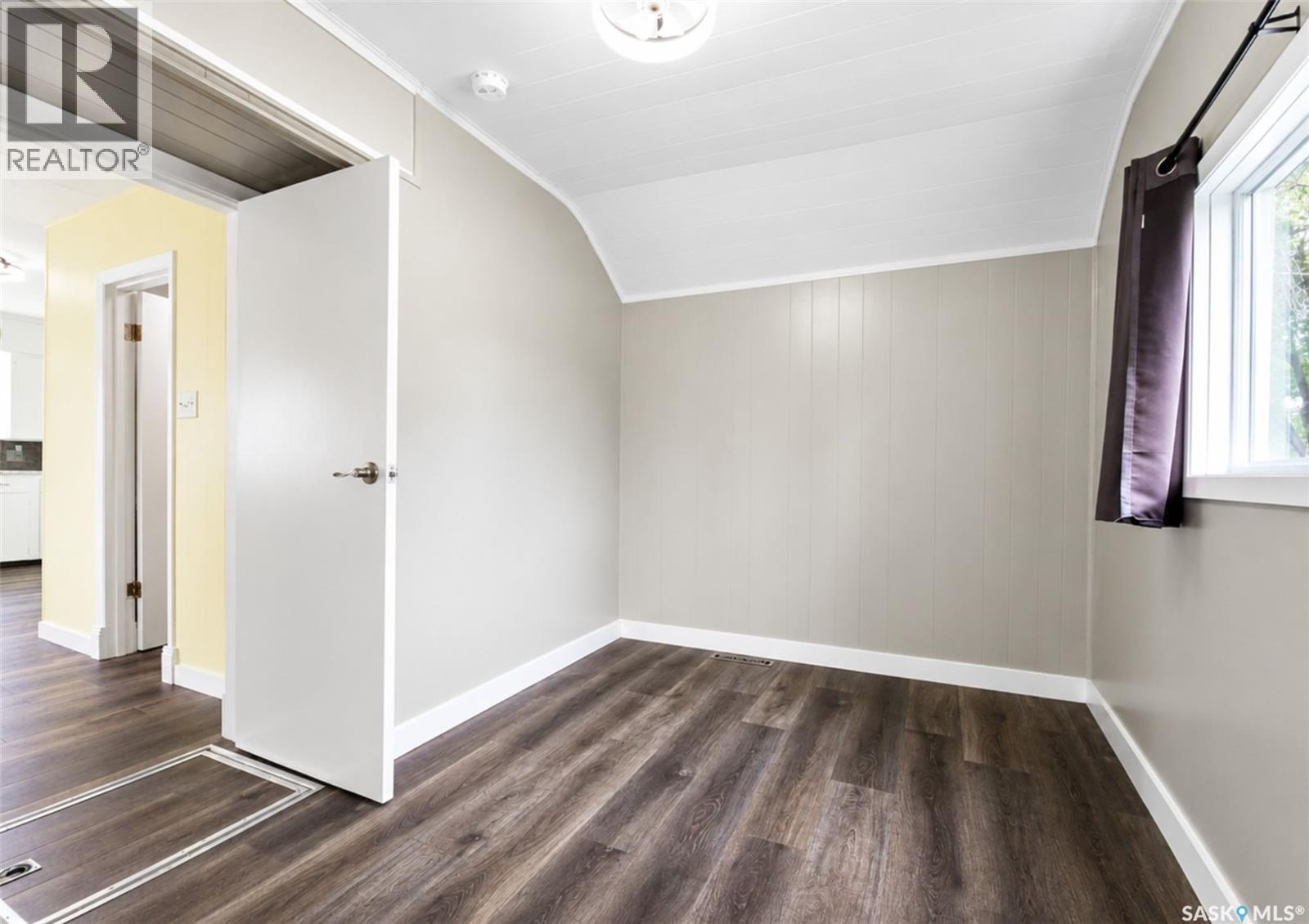 108 Third Avenue S Property Photo 12