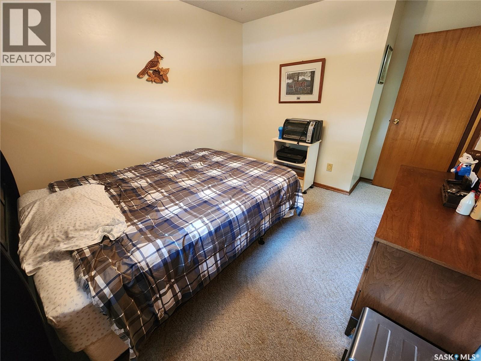 808 Assiniboia Avenue Property Photo 18