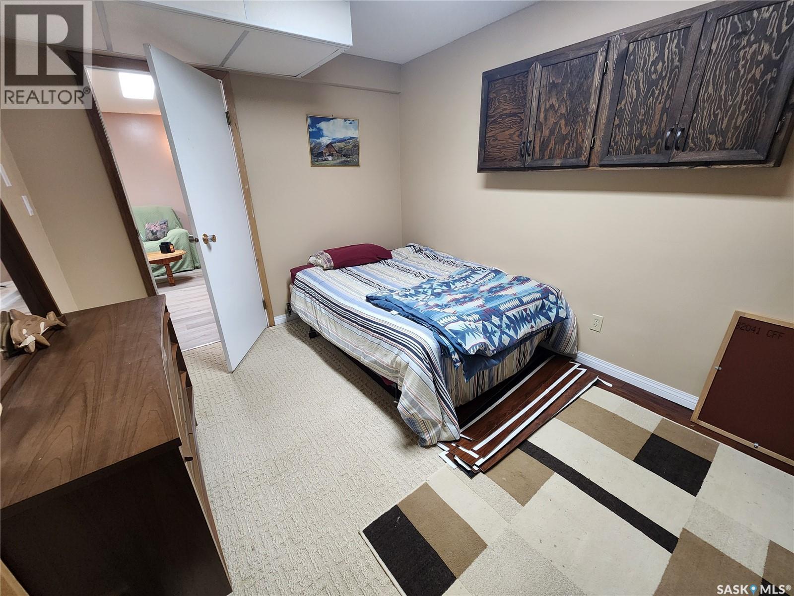 808 Assiniboia Avenue Property Photo 24