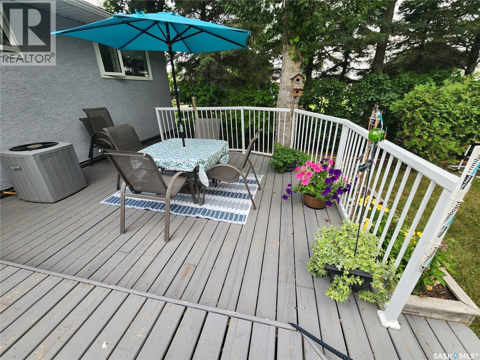 808 Assiniboia Avenue Property Photo 34