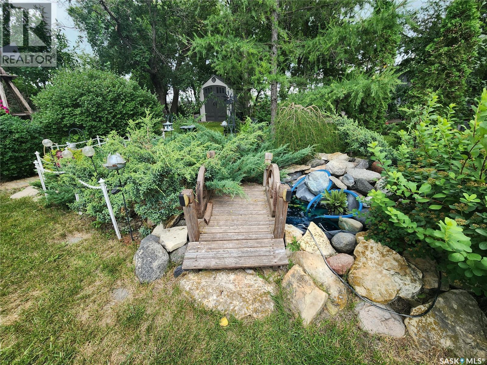 808 Assiniboia Avenue Property Photo 36