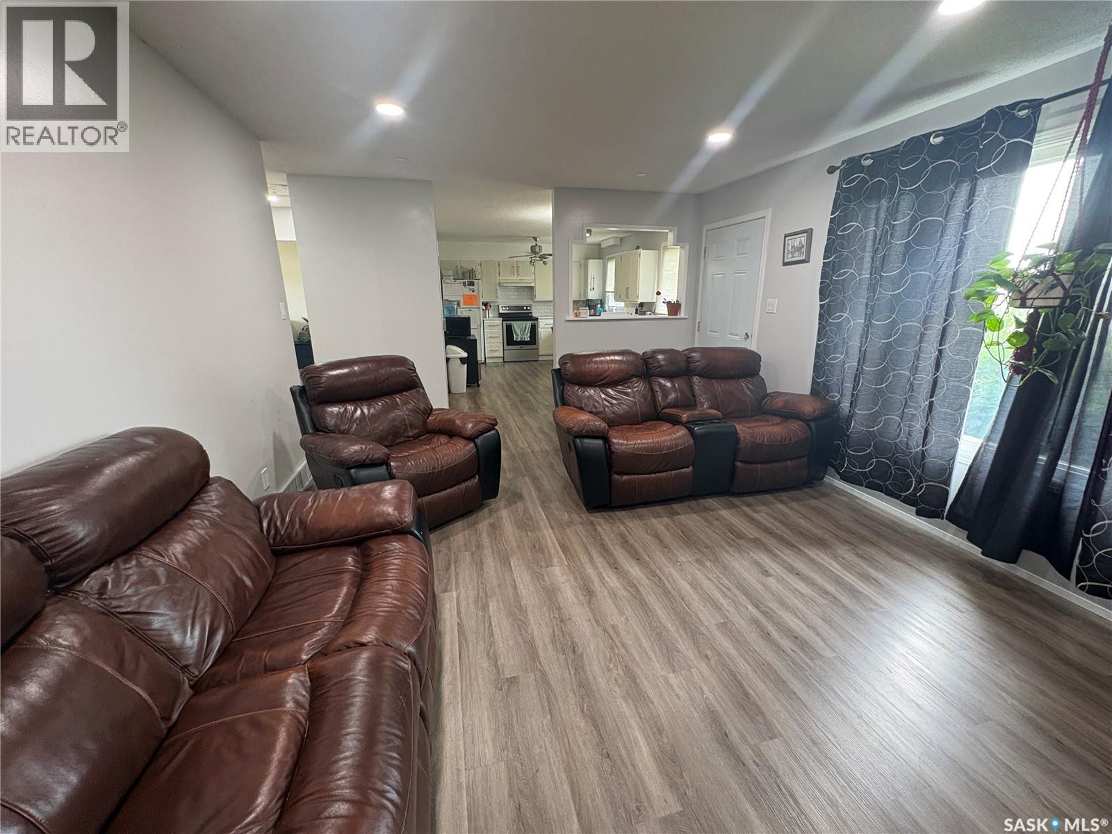 312 Bismark Avenue Property Photo 12