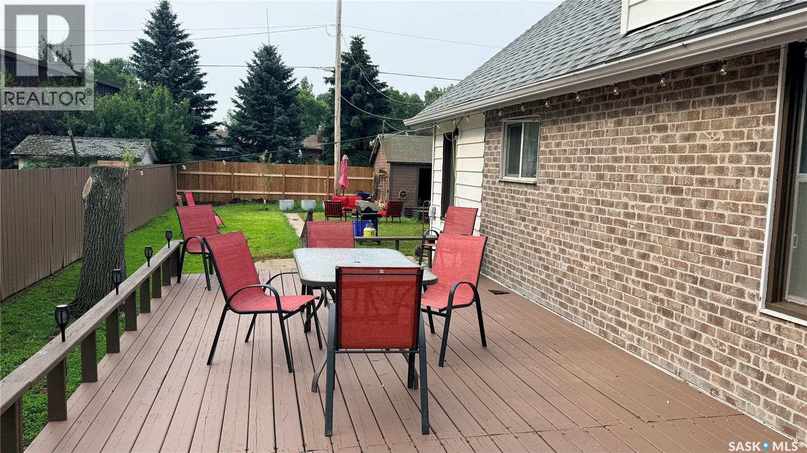 402 Saskatchewan Avenue Property Photo 20