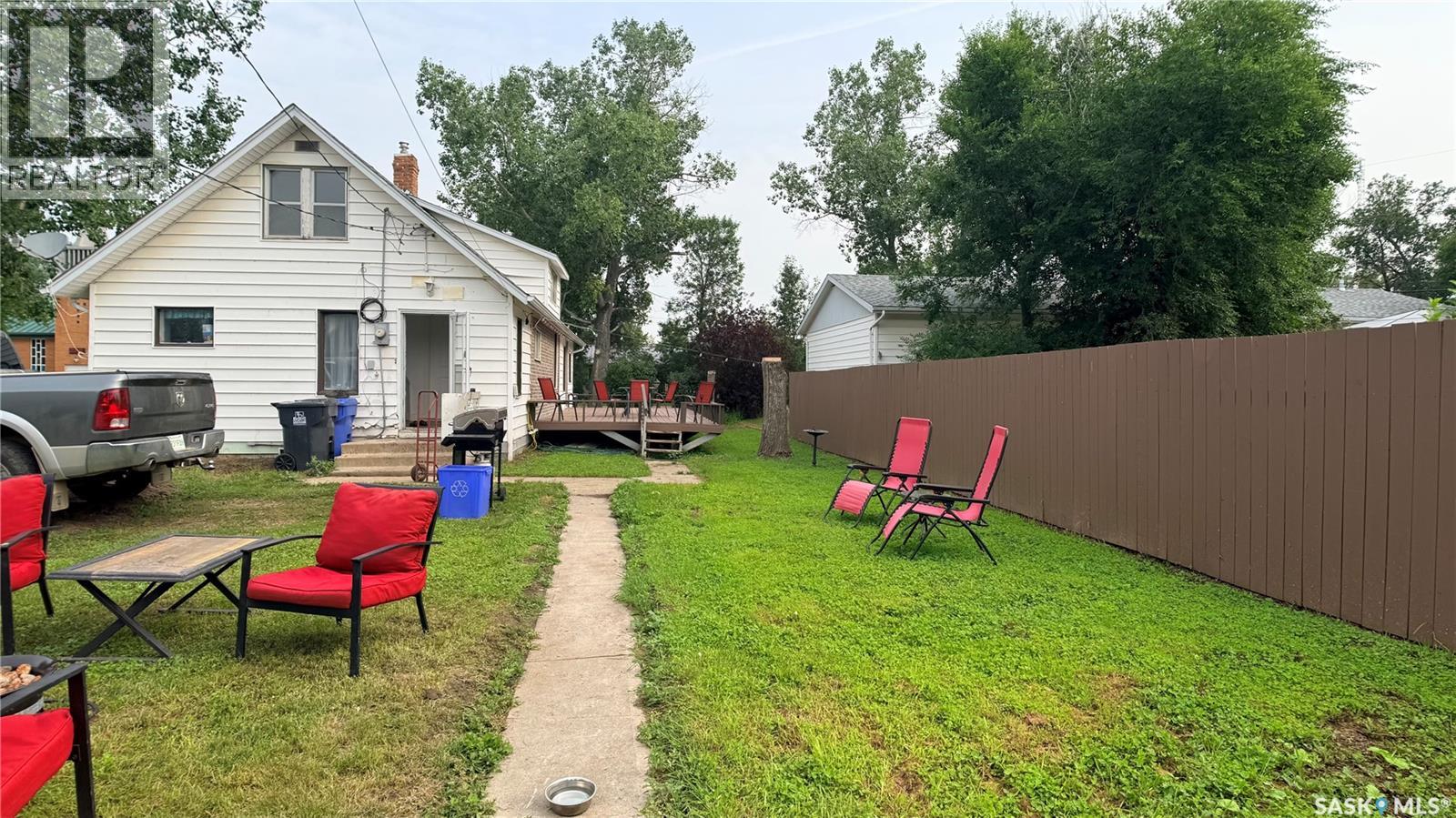 402 Saskatchewan Avenue Property Photo 24