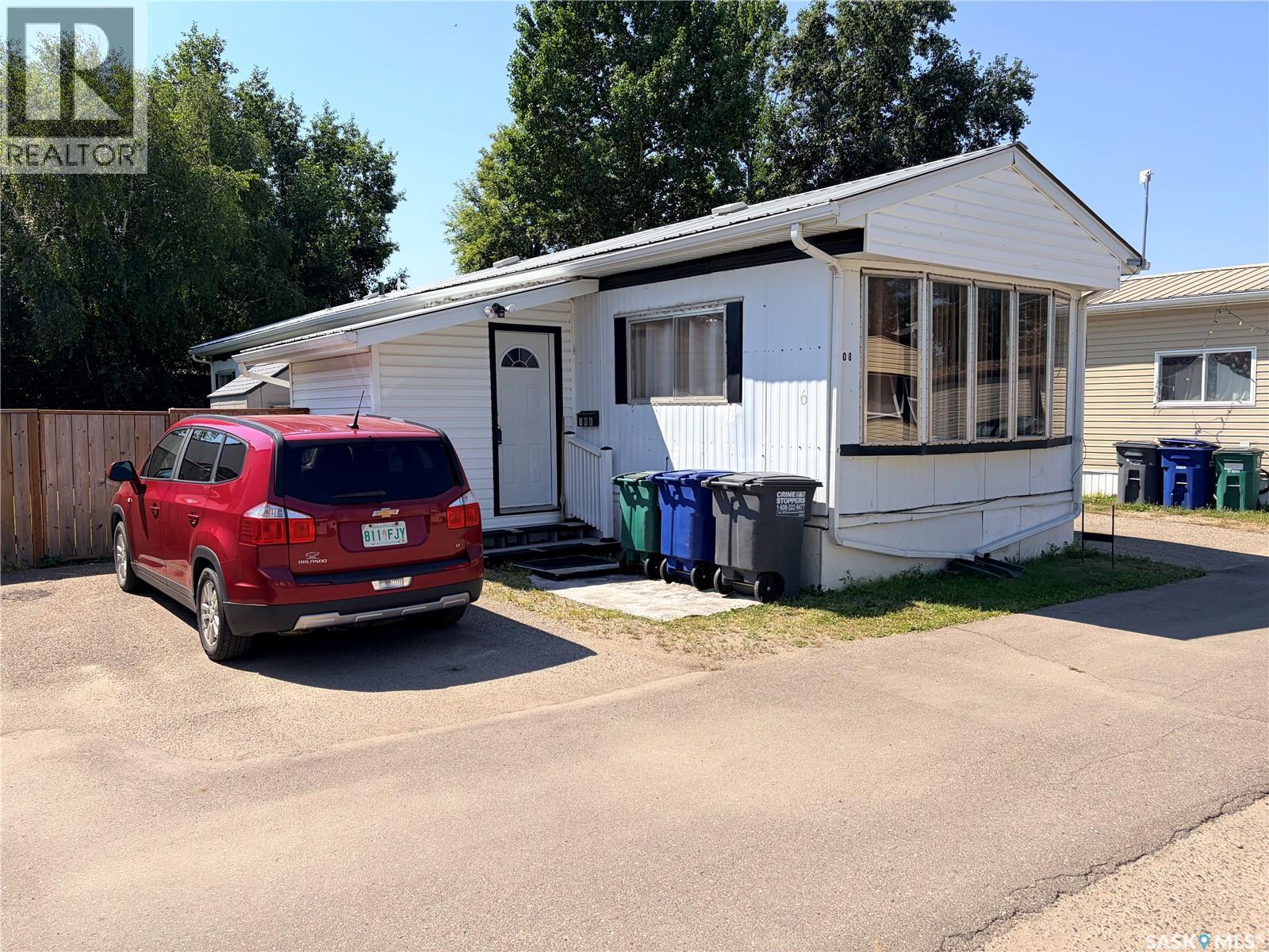 108 219 Grant STREET Property Photo 1
