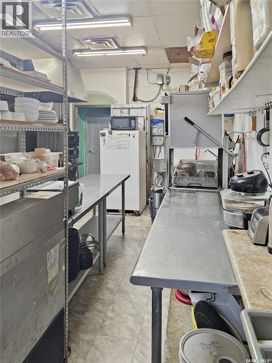 702 Railway Avenue Property Photo 17