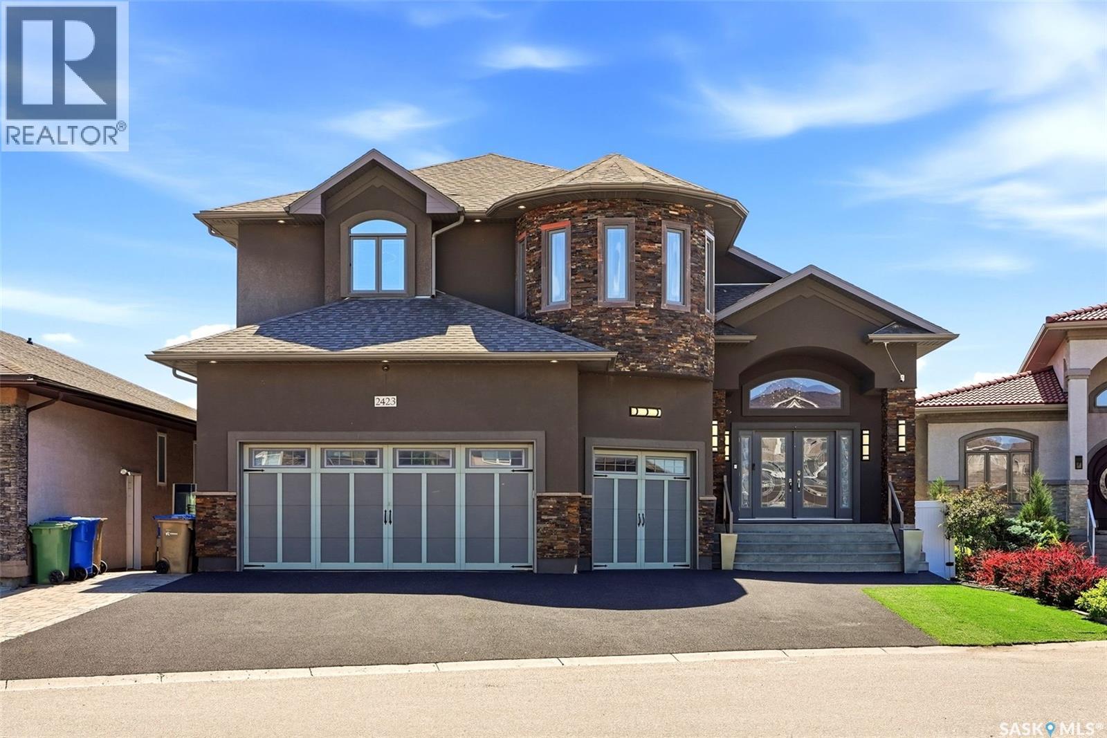 2423 Linner Bay Property Photo 3