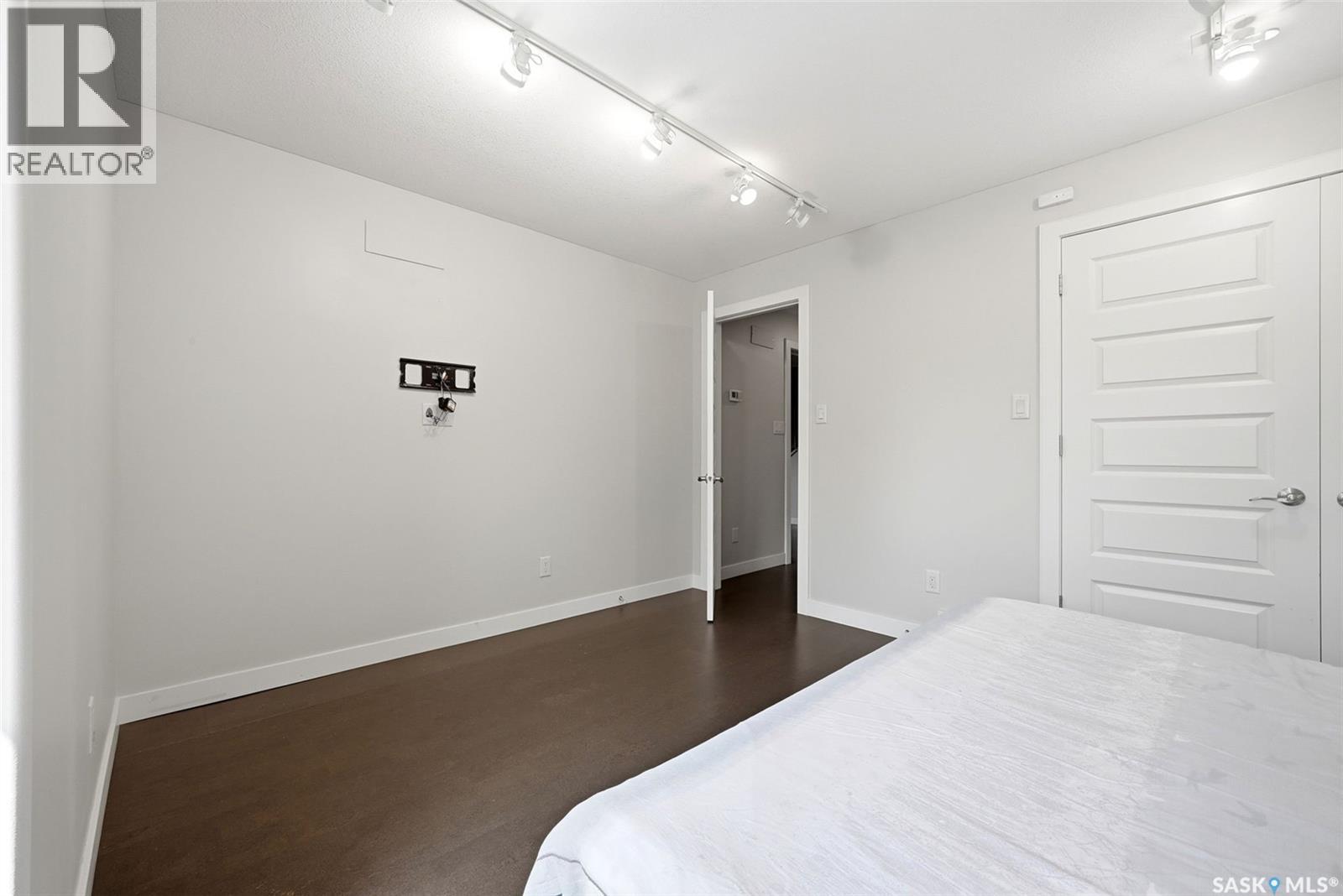 2423 Linner Bay Property Photo 56