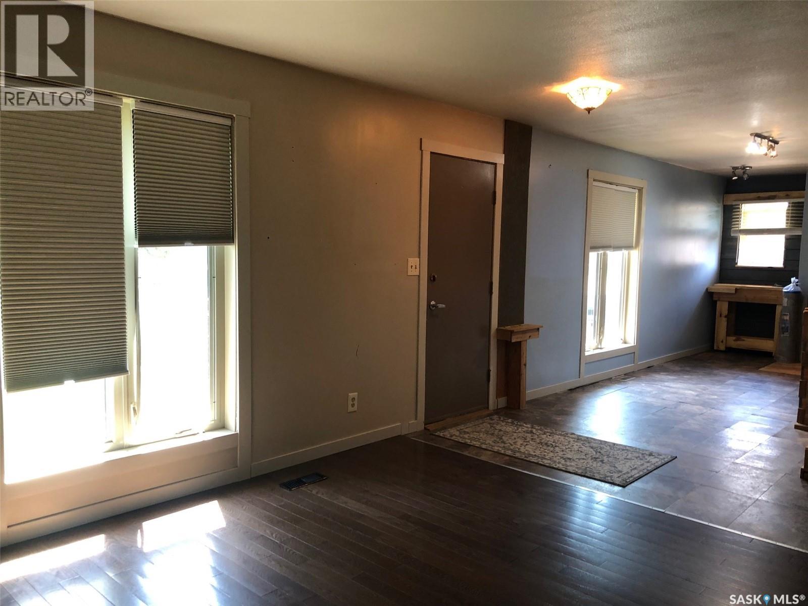 303 6th Avenue Property Photo 28