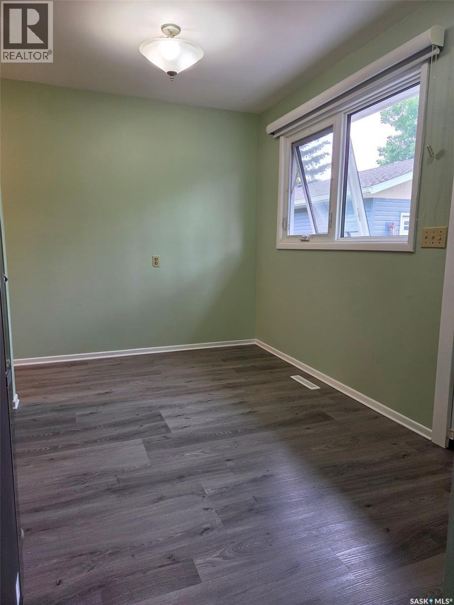 1305 Park Avenue Property Photo 12