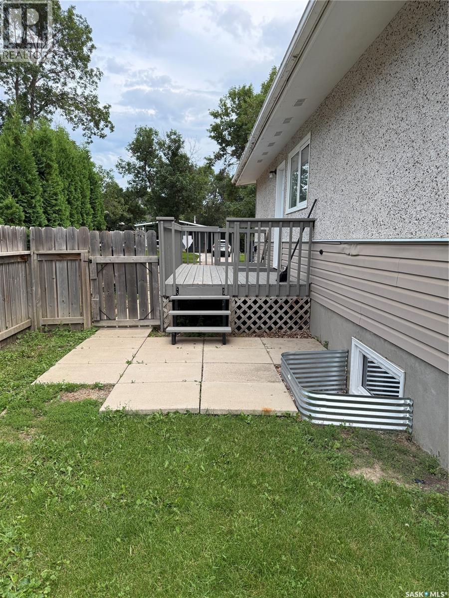 1305 Park Avenue Property Photo 18
