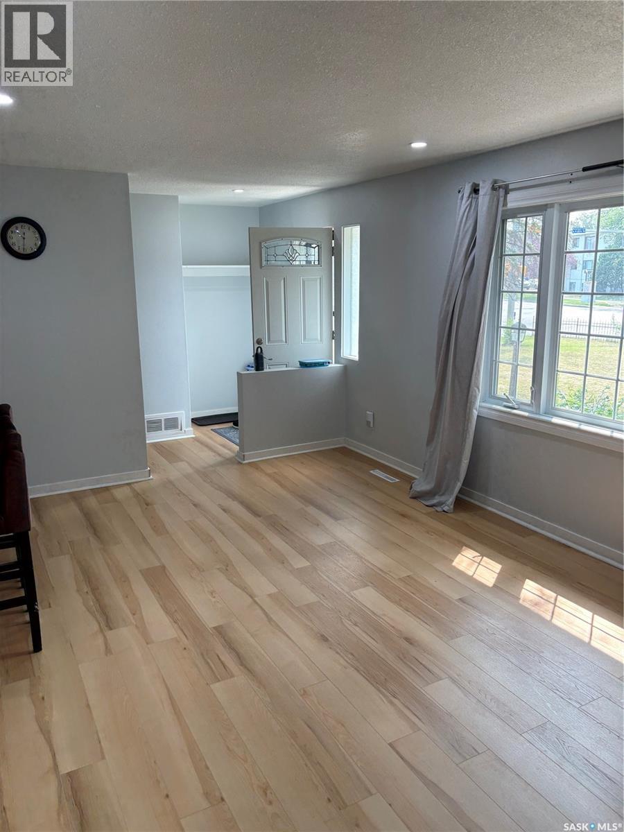 3742 Argyle Road Property Photo 10