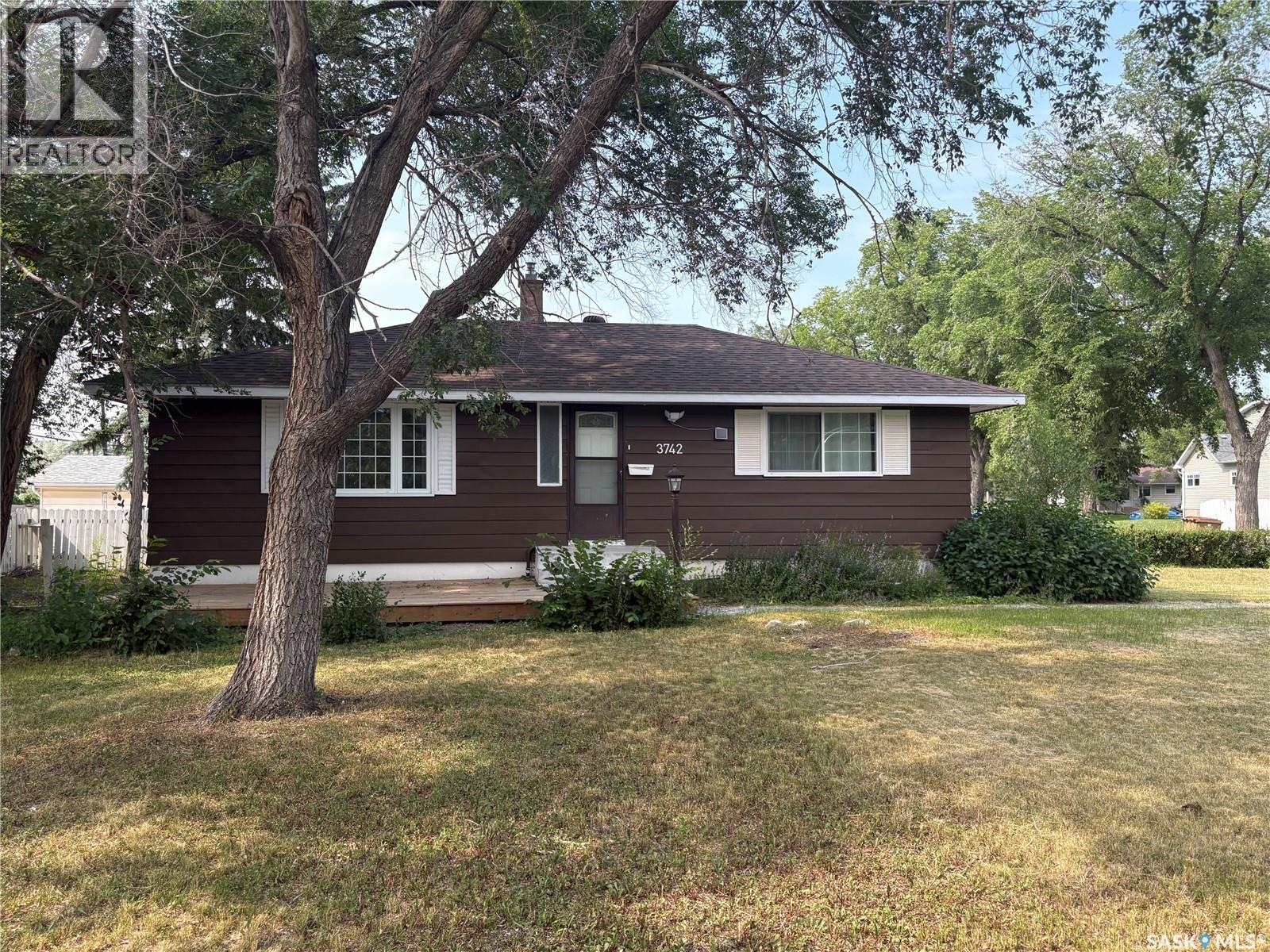 3742 Argyle Road Property Photo 16
