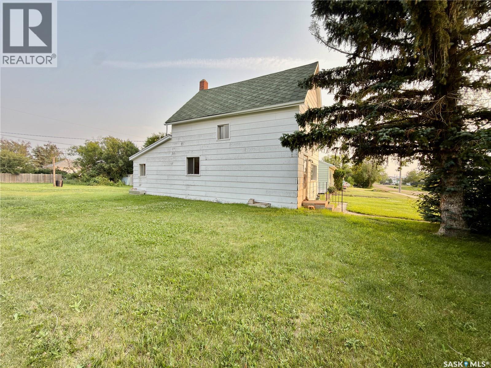 313 Grant Avenue Property Photo 2